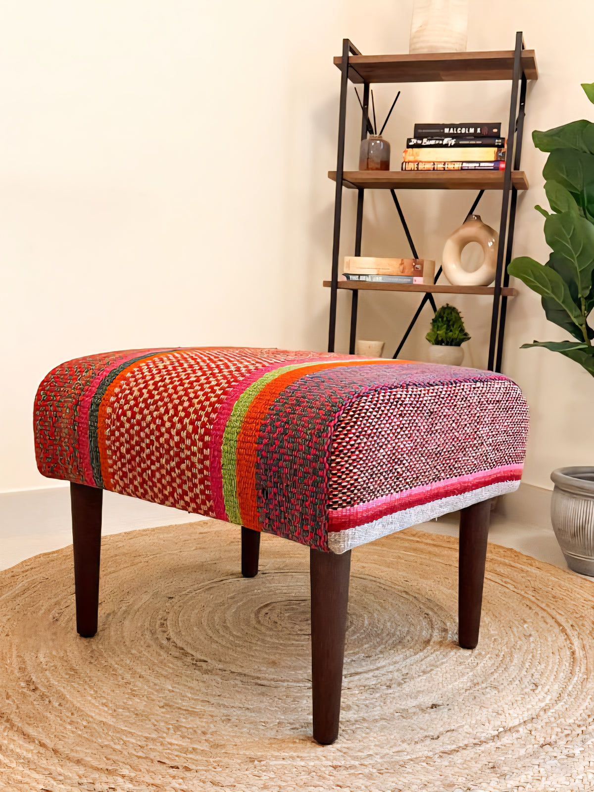 Blush bench 02