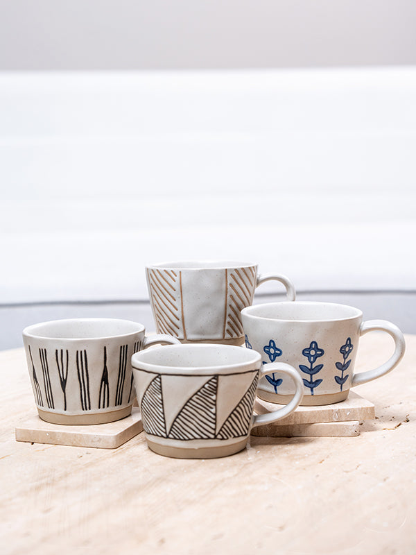 Ceramic coffee mug set