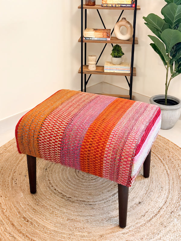 Alpaca wool bench featuring handwoven Andean frazada fabric with naturally dyed colors for modern home decor and interiors.