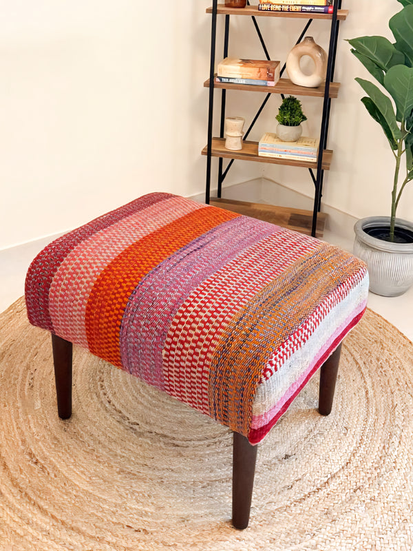 Alpaca wool bench featuring handwoven Andean frazada fabric with naturally dyed colors for modern home decor and interiors.
