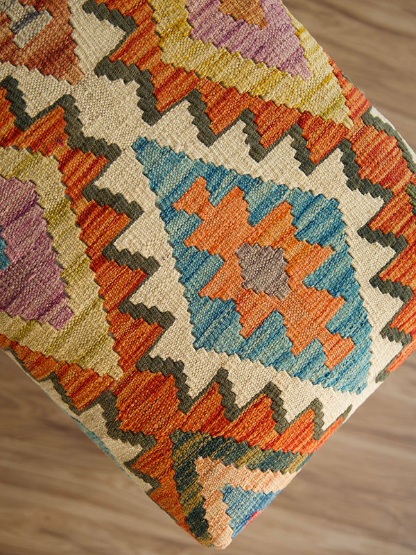 Kilim Bench 03